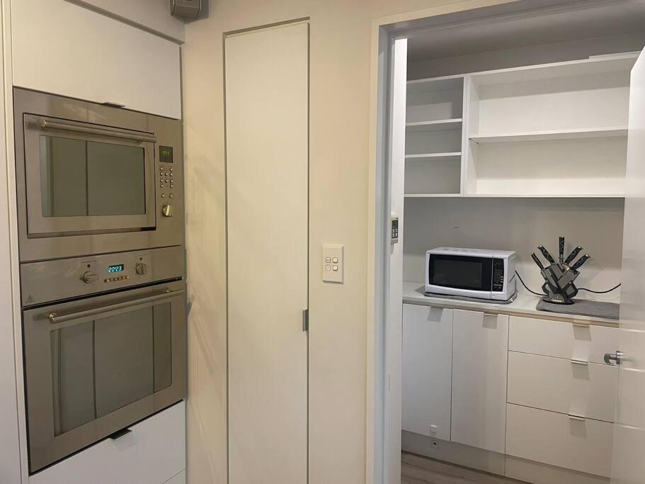 Spacious 4 Bed Family Home Christchurch Eksteriør billede