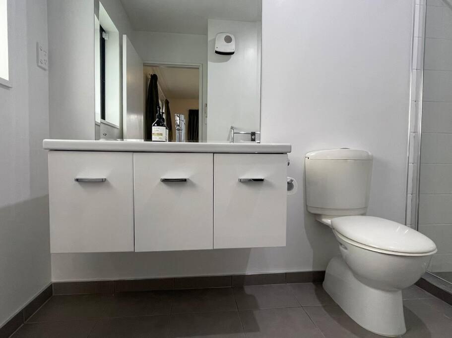 Spacious 4 Bed Family Home Christchurch Eksteriør billede
